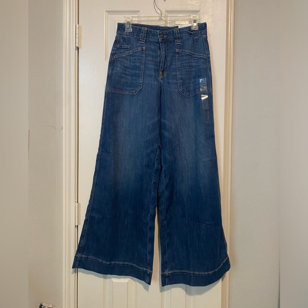 Super High-Rise Ultra Wide Leg Jeans - American Eagle